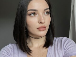 AdelinaKael shows nude show