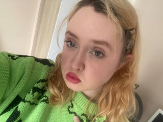 AlikaLewis anal ass recorded