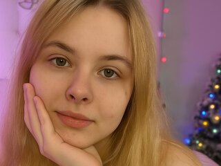 AmiraVoss videos live toy