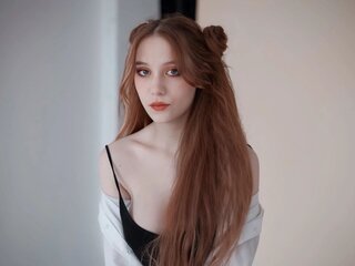 EvaElfis photos show amateur