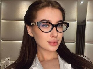 LilyColiins jasmin amateur shows