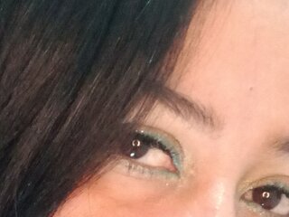 LuciaVonne anal shows nude