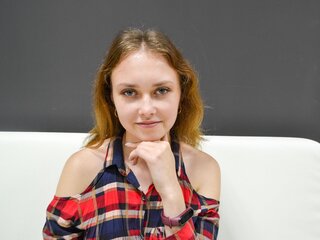 SkarlettYoung show camshow hd