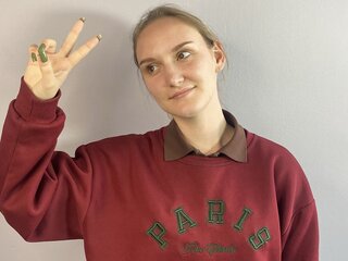 SummerEllie nude show cam